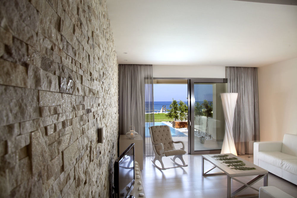 Hotel Port Royal & *